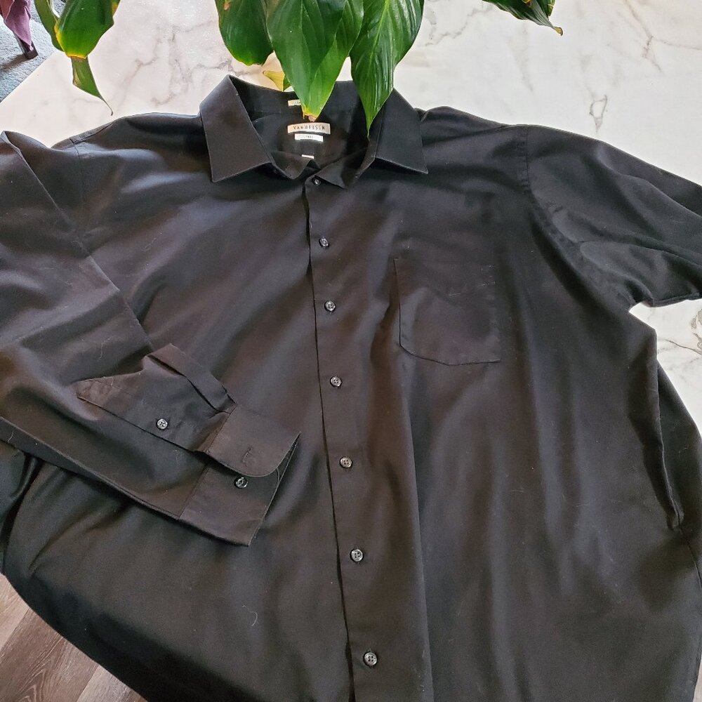 VAN HEUSEN Black Button Down Shirt  neck size 20 TALL